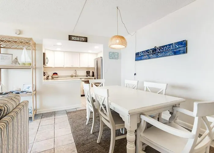 Splendid Beachfront With Balcony Views Pool Gym Tennis Ac & Sauna *