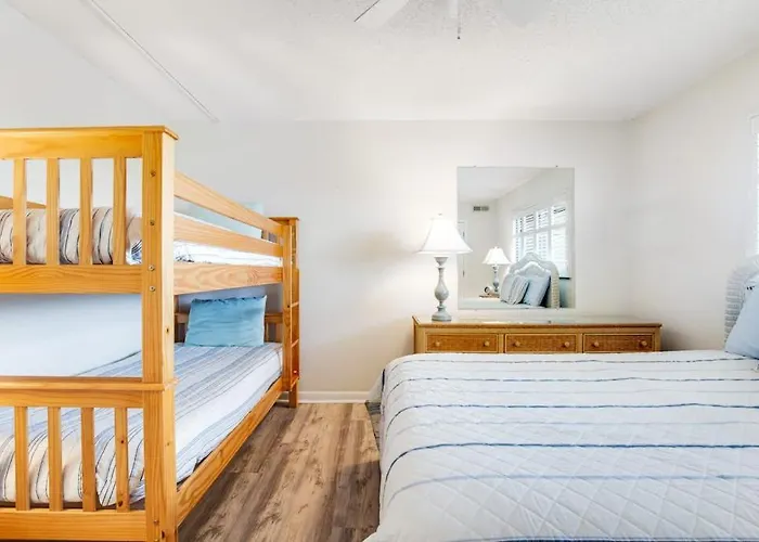 Splendid Beachfront With Balcony Views Pool Gym Tennis Ac & Sauna Ocean City
